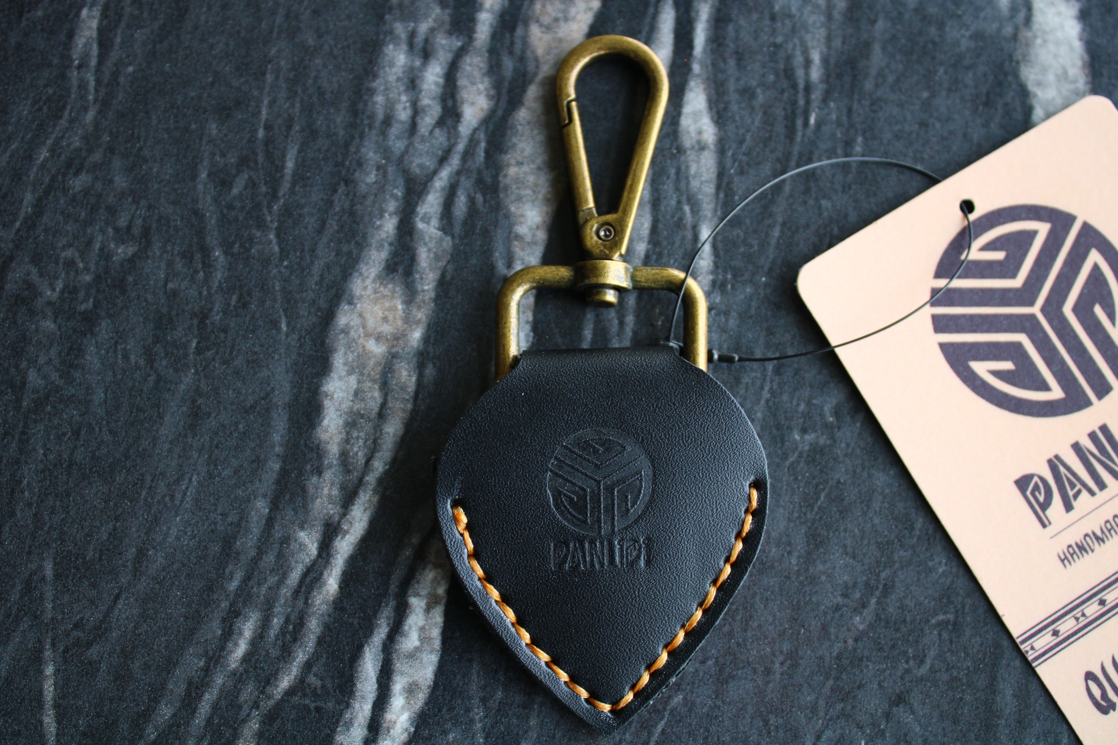 Handmade Panlipi Guitar Pick Pocket Pick Holder Bass Pick Pocket Pick Holder (Black)