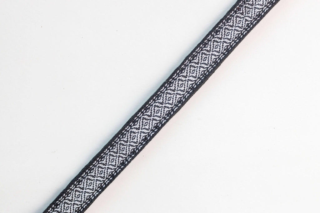 Handmade Panlipi Loom Weave Lilaktob Kalum03 Ukulele or Mandolin Strap